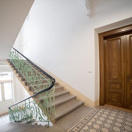 New Apartments Near Dancing House 프라하 외부 사진